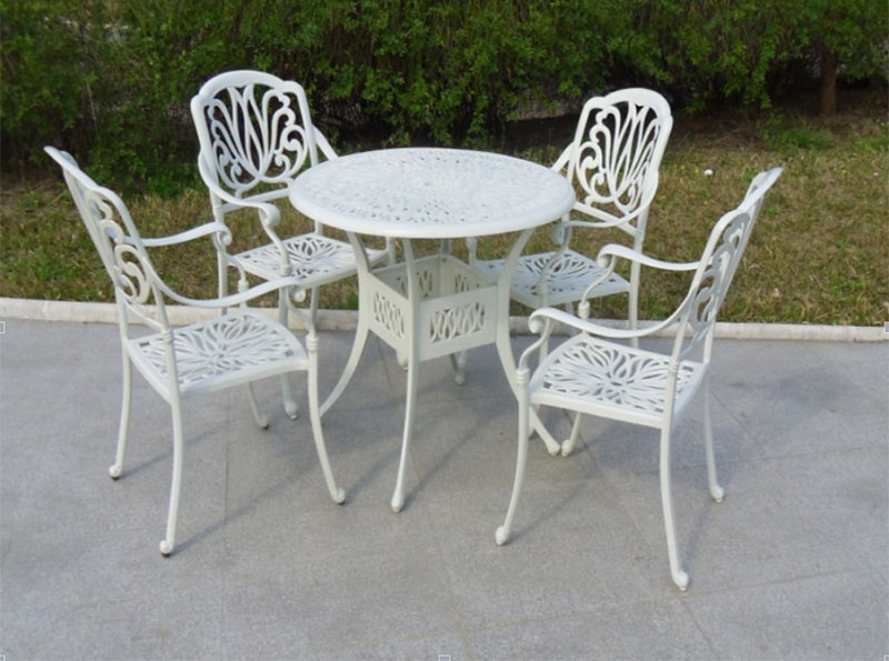 白色铸铝桌椅 白色铸铝桌椅