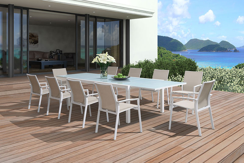 抽拉式白色一桌八椅 抽拉式白色一桌八椅