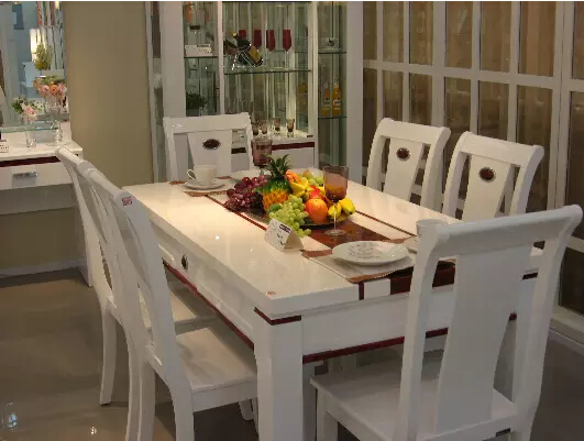 大理石餐桌的优缺分析 大理石餐桌的优缺分析